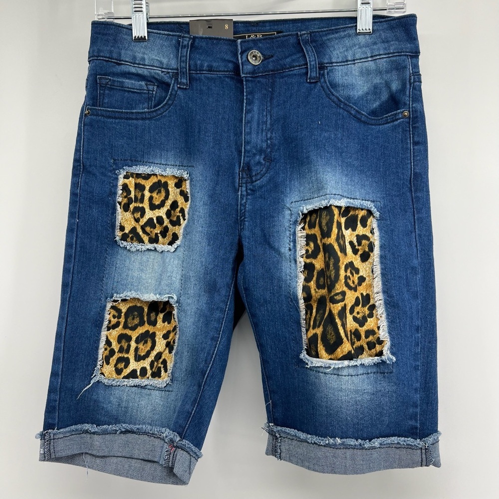 L&B Lucky & Blessed Sz 8 Bermuda Jean Leopard Patches Shorts NWT